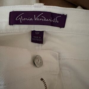 Gloria Vanderbilt Amanda White Pants